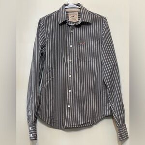 Hollister Men's Dark Gray Pin Stripe Shirt Size Medium